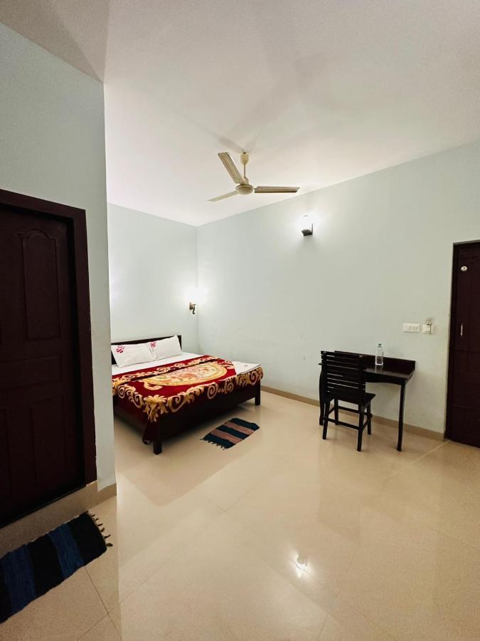 Pkn Homestay Kumily Thekkady Kültér fotó