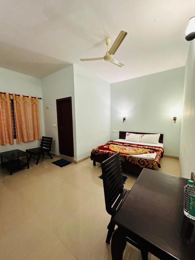 Pkn Homestay Kumily Thekkady Kültér fotó